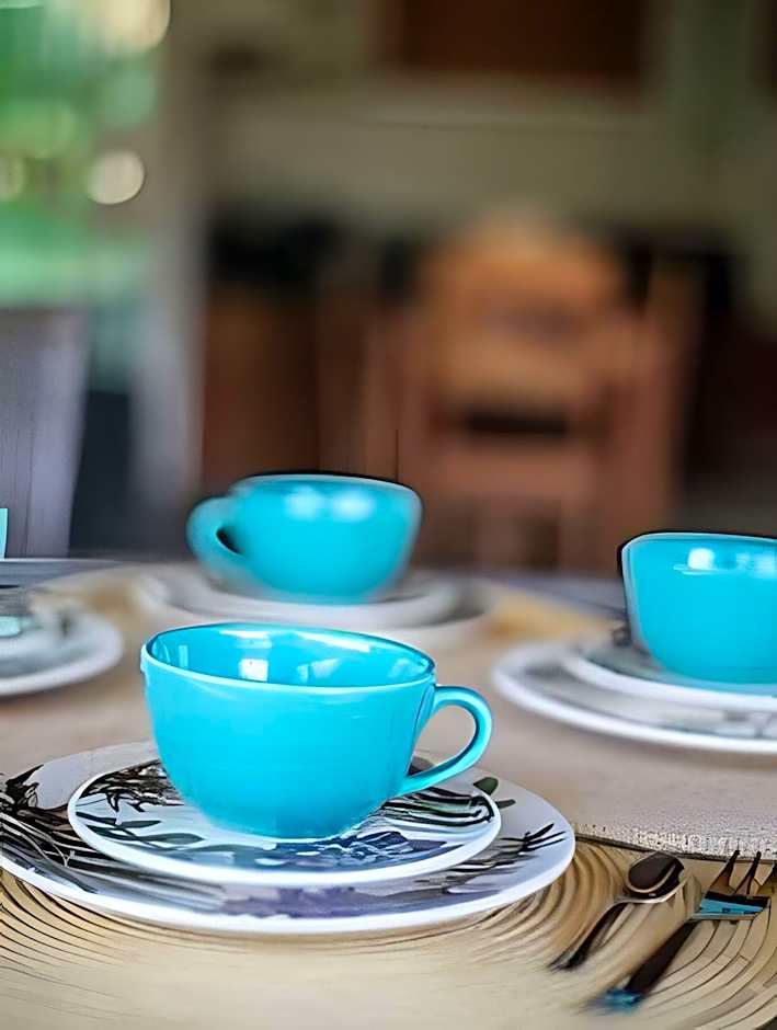 450m PRAIA de Taperapuan; Piscina; 2 quartos; WiFi 300 mbs; Churrasqueira; Estacionamento Gratuito 1 carro