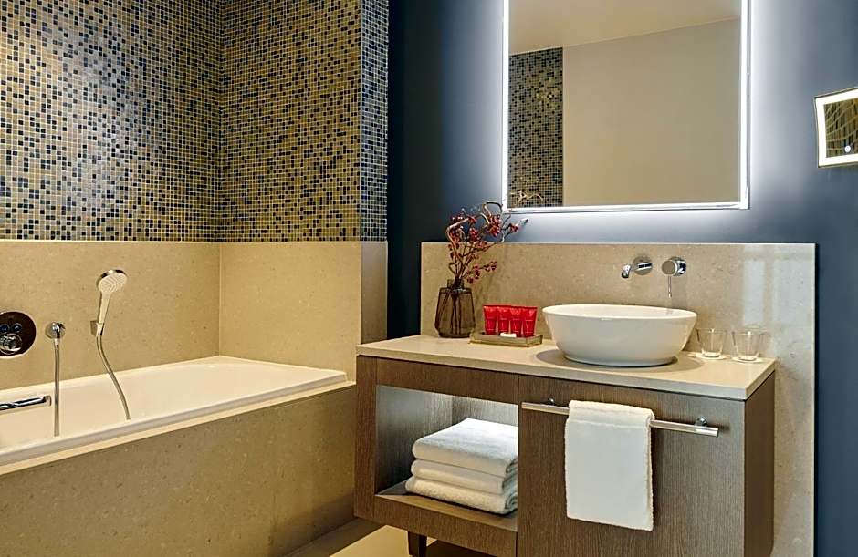 Intercontinental Lyon Hotel Dieu By IHG