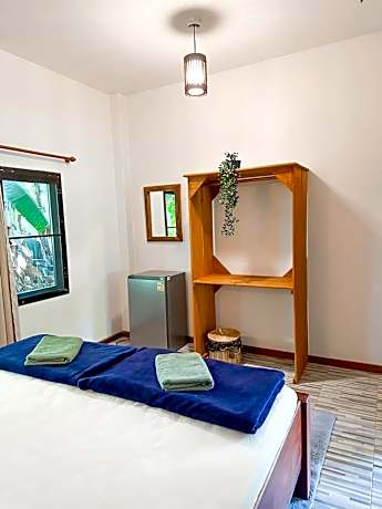 Double Room with Shared Bathroom