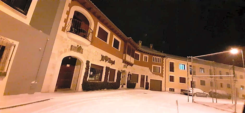 APARTAMENTOS TURÍSTICOS Y SUITES