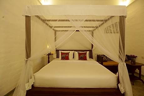 Double Room with Patio