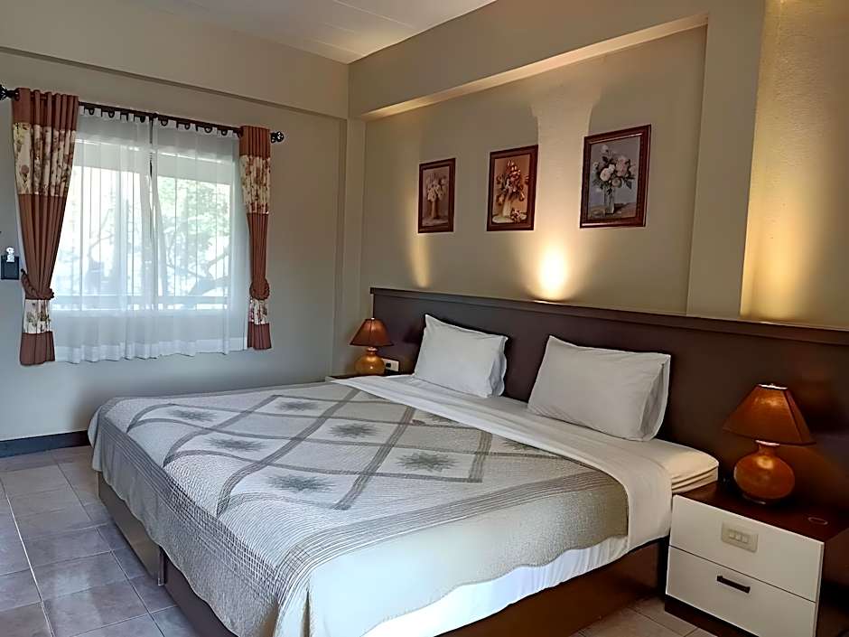 Rommai Green Park Boutique Hotel Resort