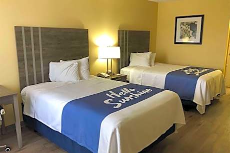 2 Double Beds Dog-Friendly Non-Smoking