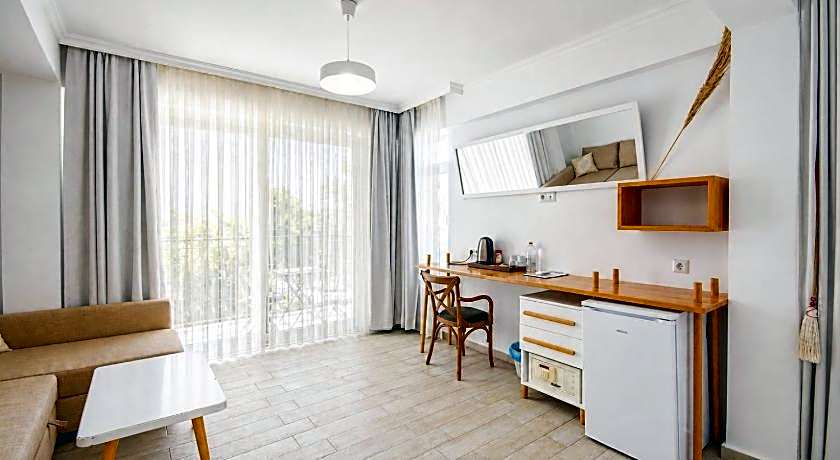 Hideaway Hotel