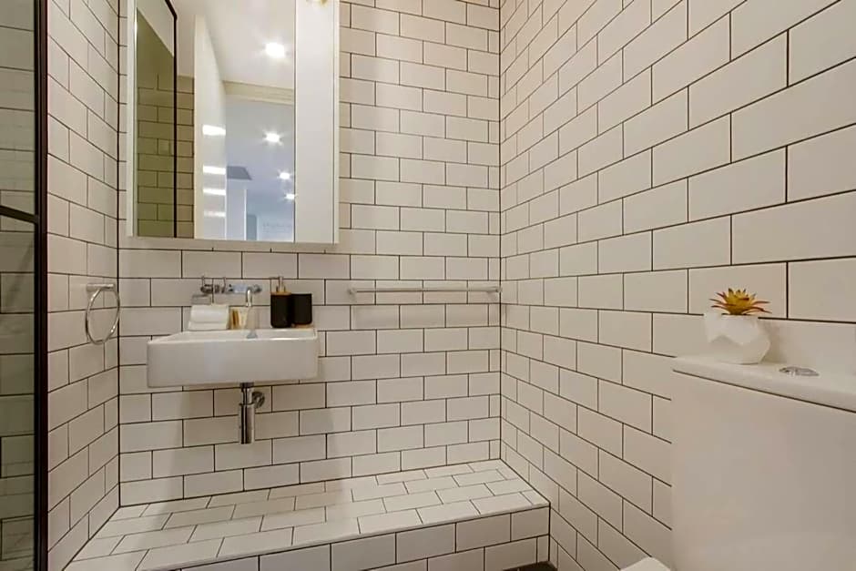 Accommodate Canberra - The Prince