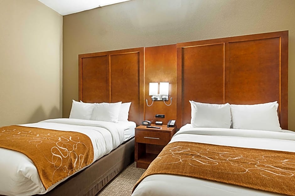 Comfort Suites Batesville