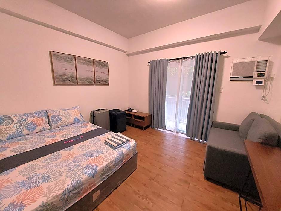 ANIA CONDO STAY