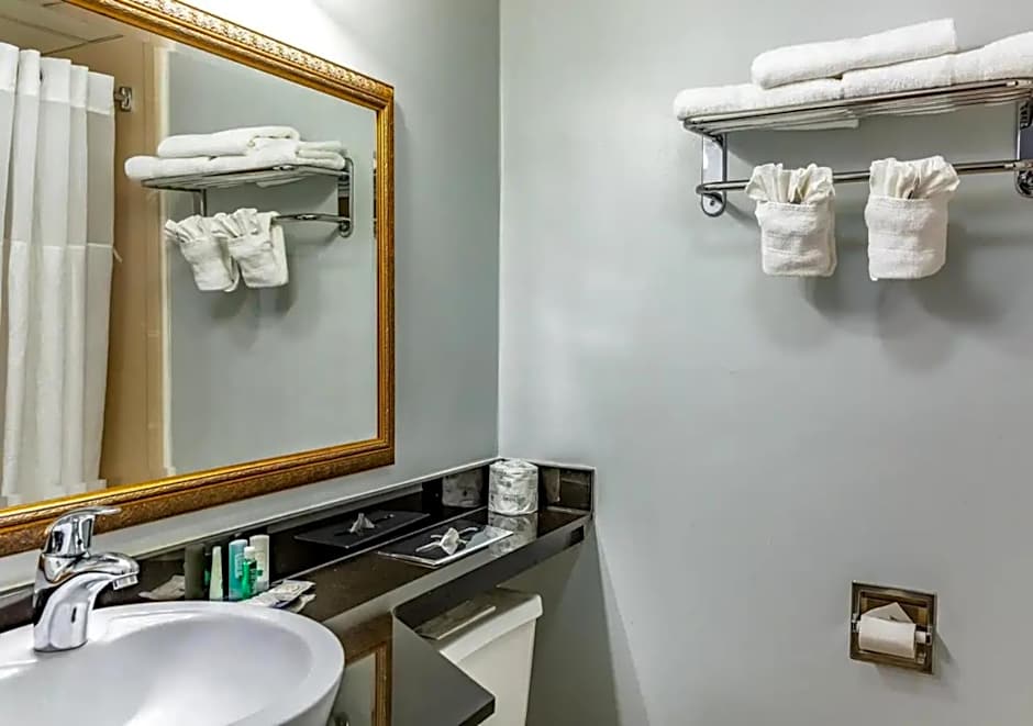 Quality Inn East Stroudsburg - Poconos