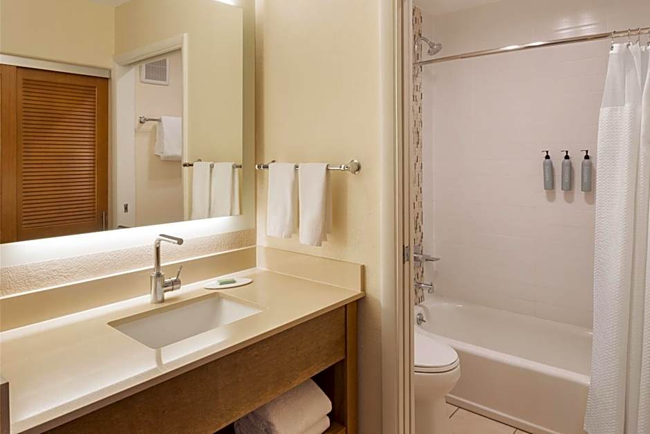 Courtyard by Marriott San Diego Del Mar/Solana Beach