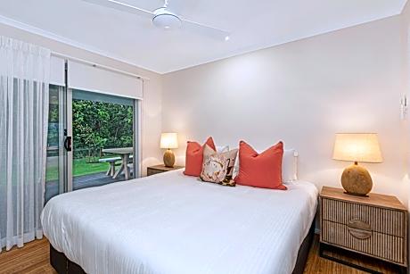 Four-Bedroom Holiday Home - Dog Friendly