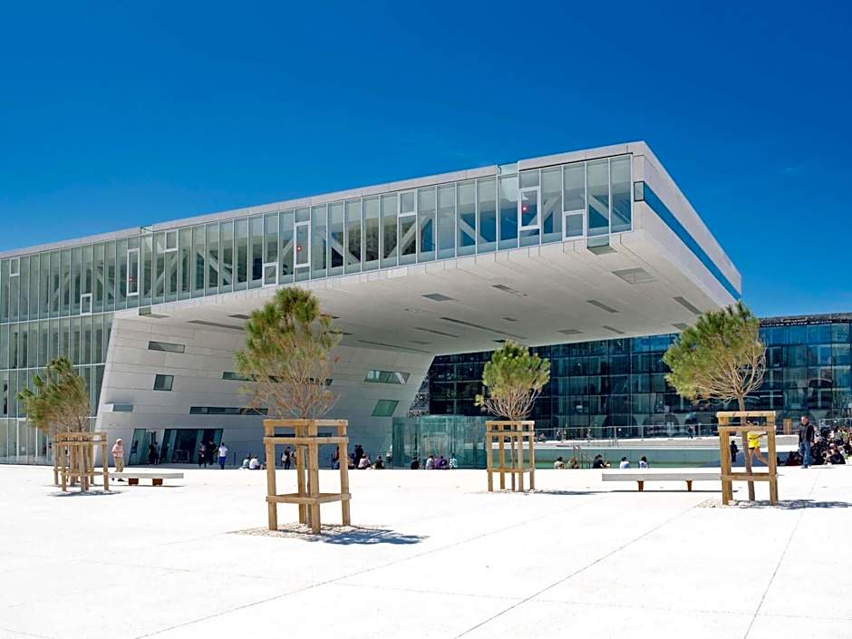 greet hotel Marseille Parc Chanot Velodrome