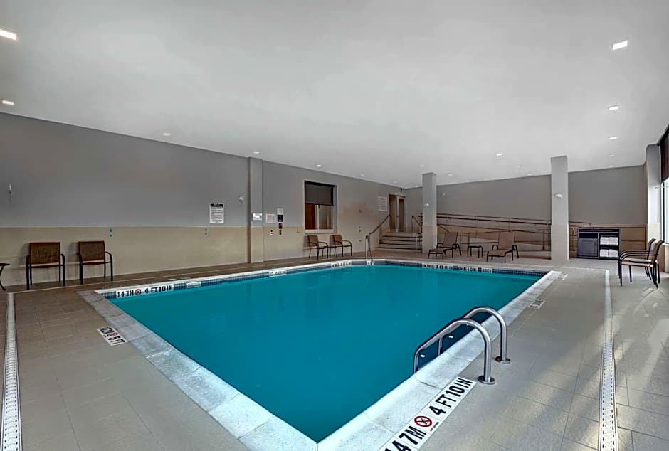 Hampton Inn By Hilton & Suites Belleville