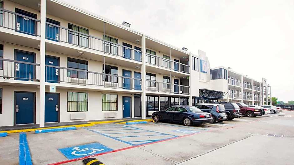 Motel 6 Houston, TX - Medical Center - NRG Stadium