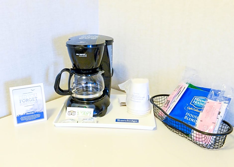 Travelodge by Wyndham Culver City