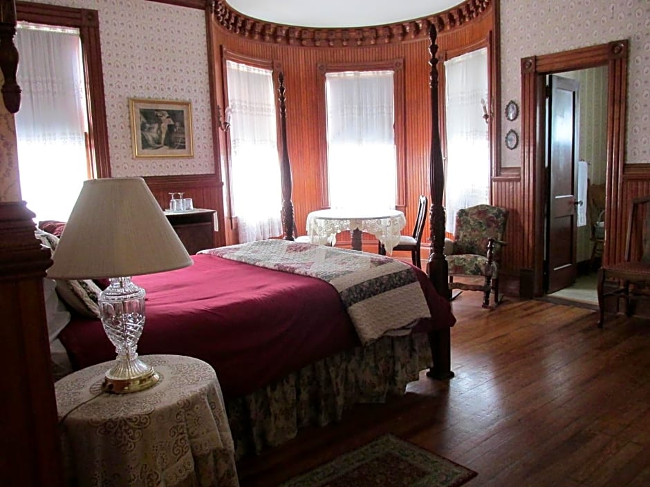 Pensacola Victorian Bed & Breakfast