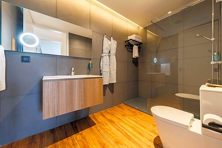 The Shipyard - Angra