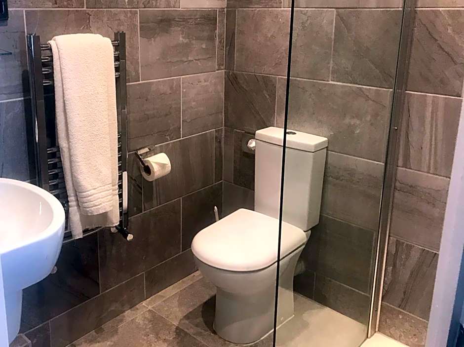 Clarence Court Hotel