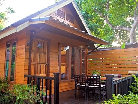 Poohbar Resort & Lotusdive