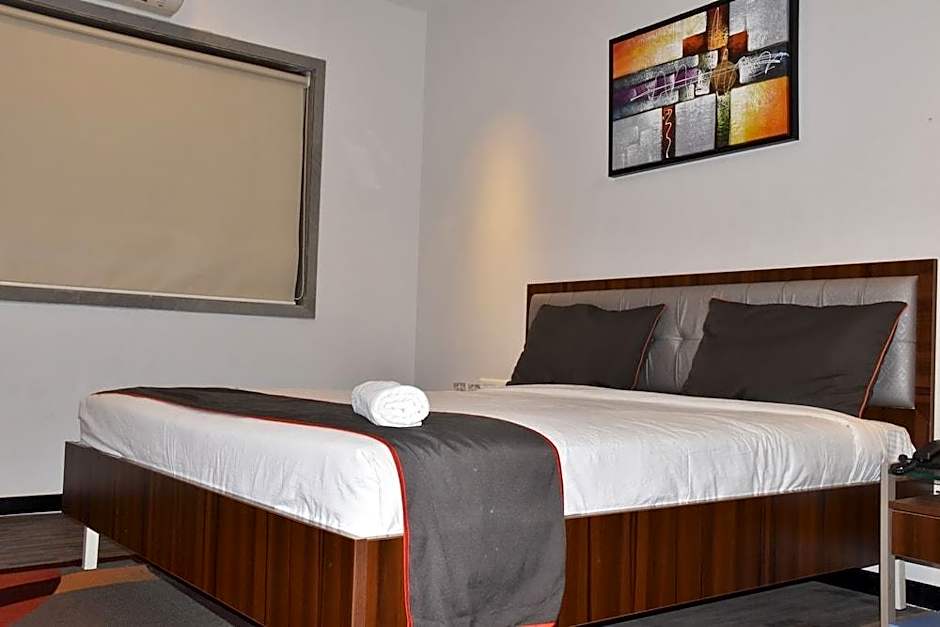 Hotel Crystal Urban Park