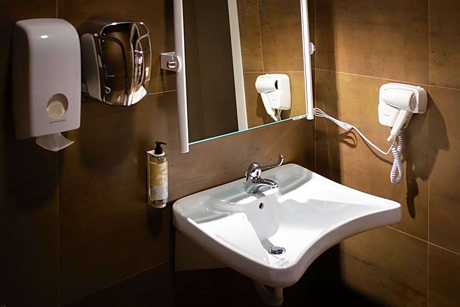 Hostelò - Luxury Hostel