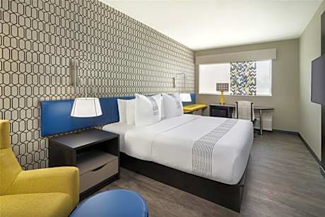 King Room - Mobility Accessible/Non-Smoking