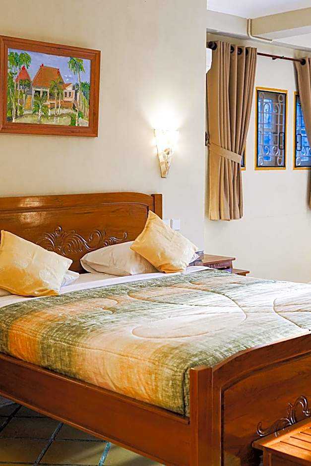 Hotel Deli River and Restaurant Omlandia