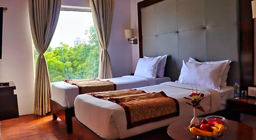 Hotel Clarks Collection Bhavnagar