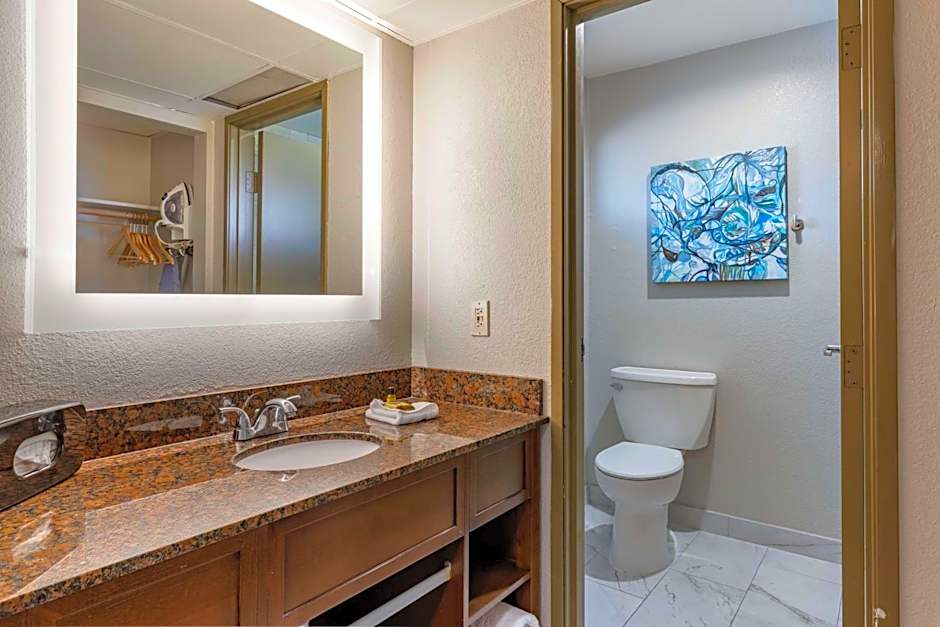 The Encinitan Hotel & Suites