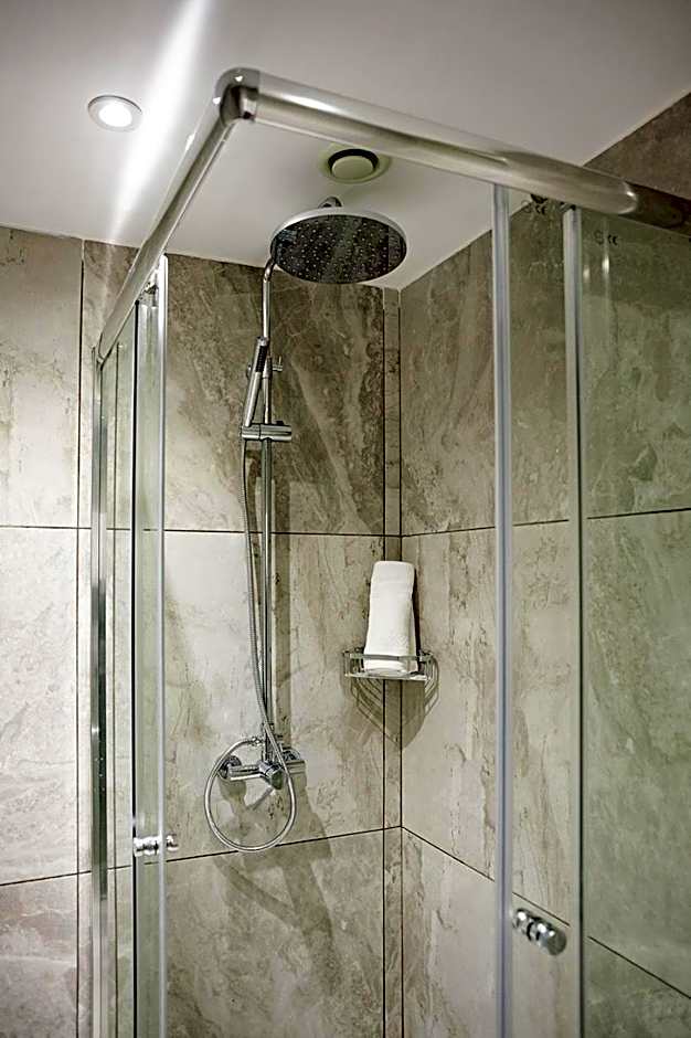 Roseum Boutique Hotel