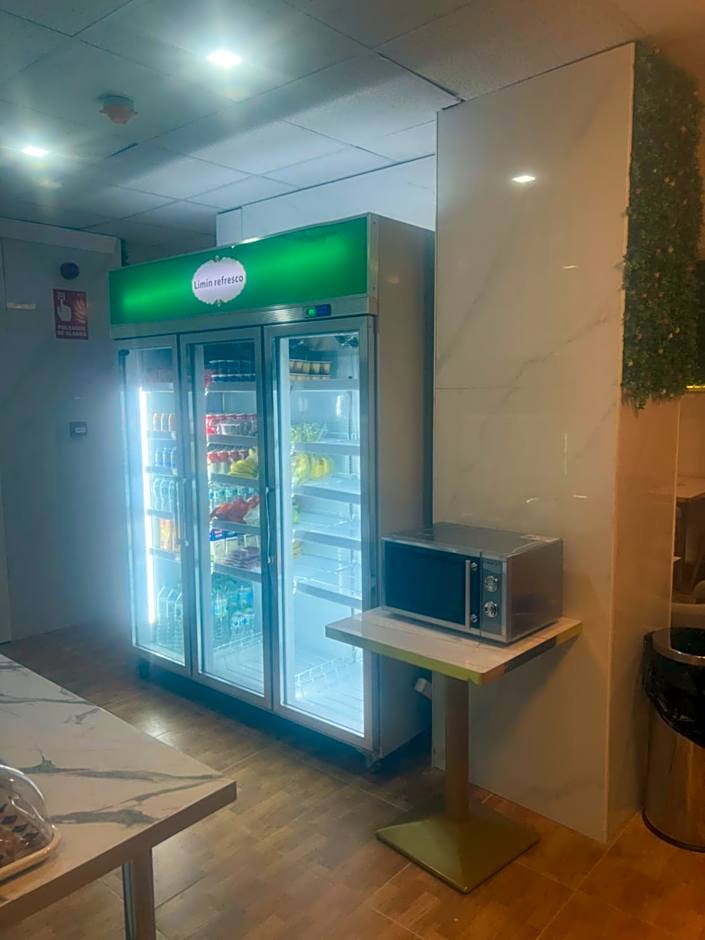 Limin Hostel Capsules