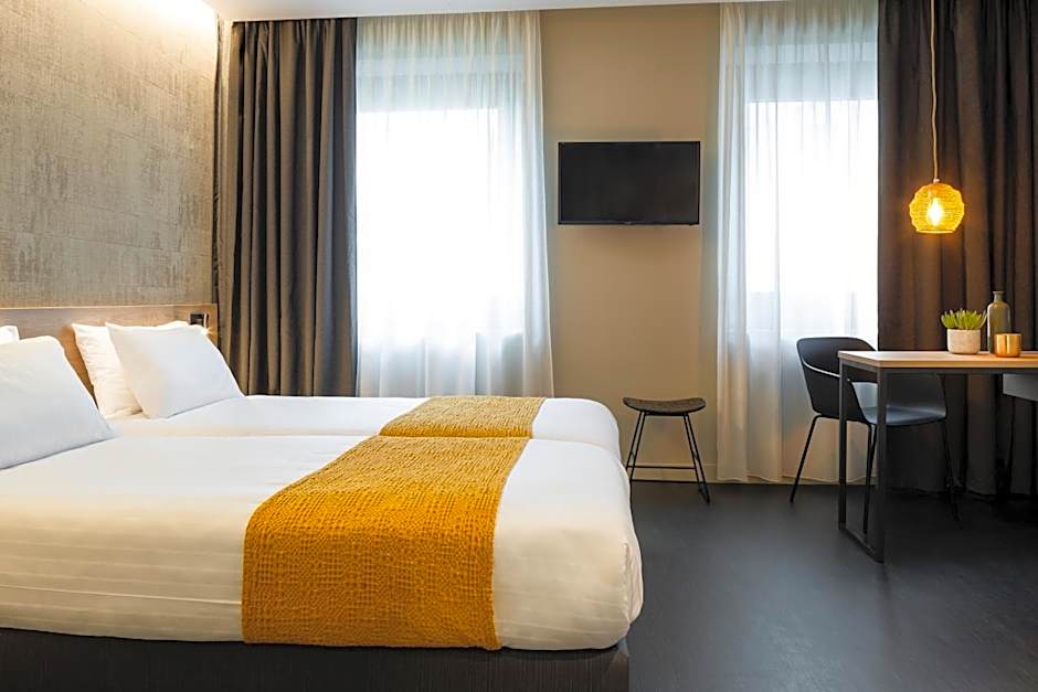 Aparthotel 37 Lodge Courbevoie Paris La Défense