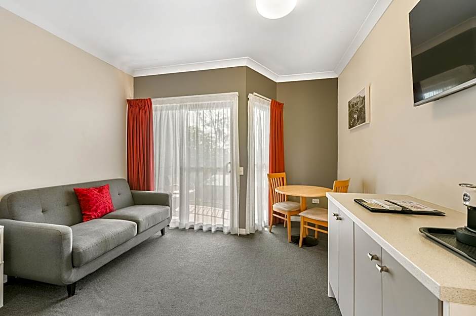 Eastgate on the Range Motel