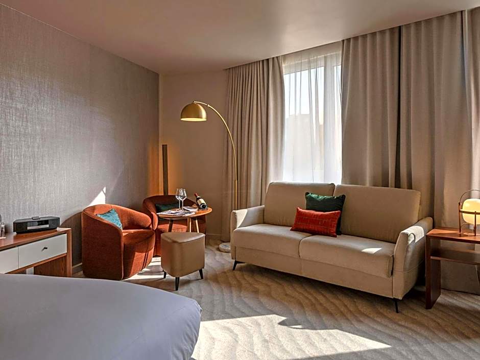 Photo 1 of 9 of Junior 1 King Bed Suite