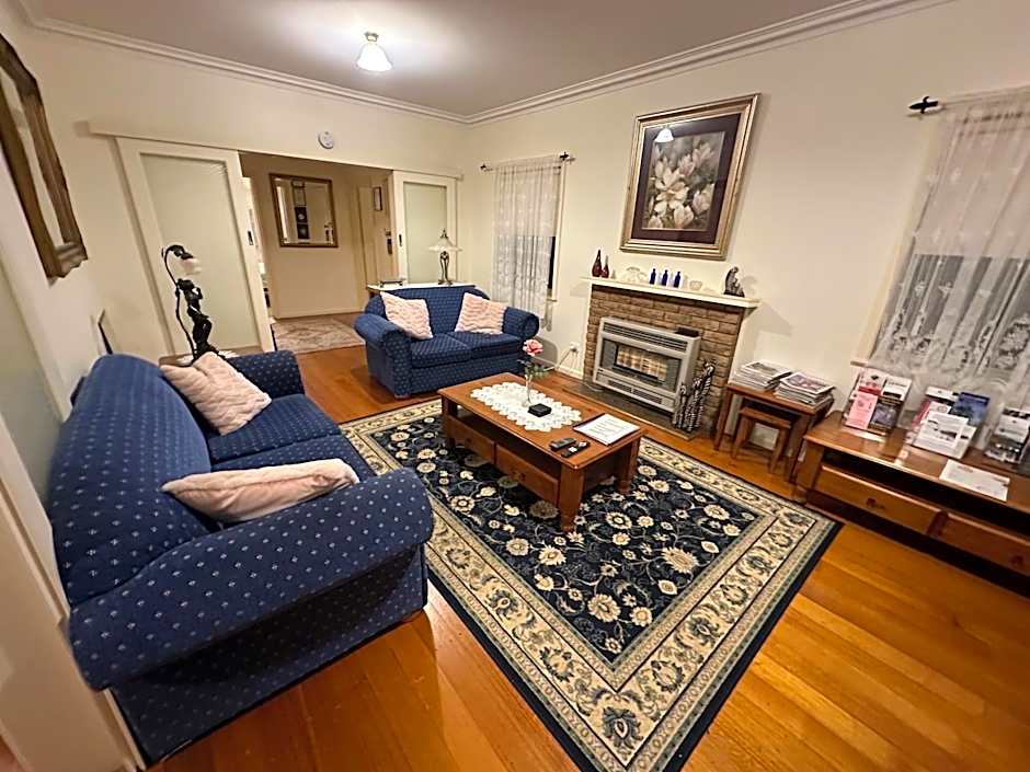 Admurraya House Bed & Breakfast