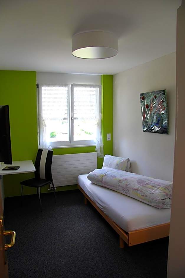 Hotel / Restaurant Post