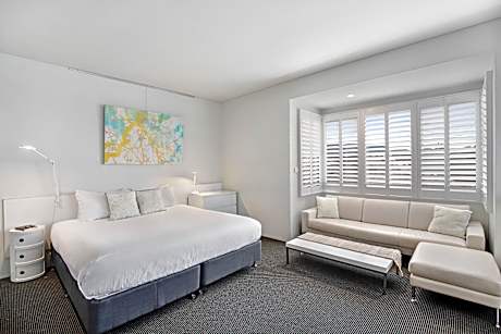 Luxury King Suite with Bath -Adults Only