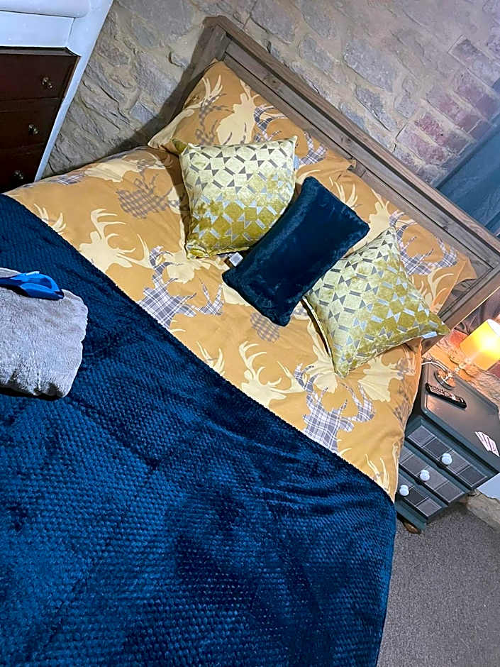 Crosskeys Inn Guest Rooms in Wye Valley