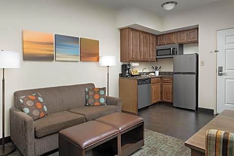 Two-Bedroom Suite