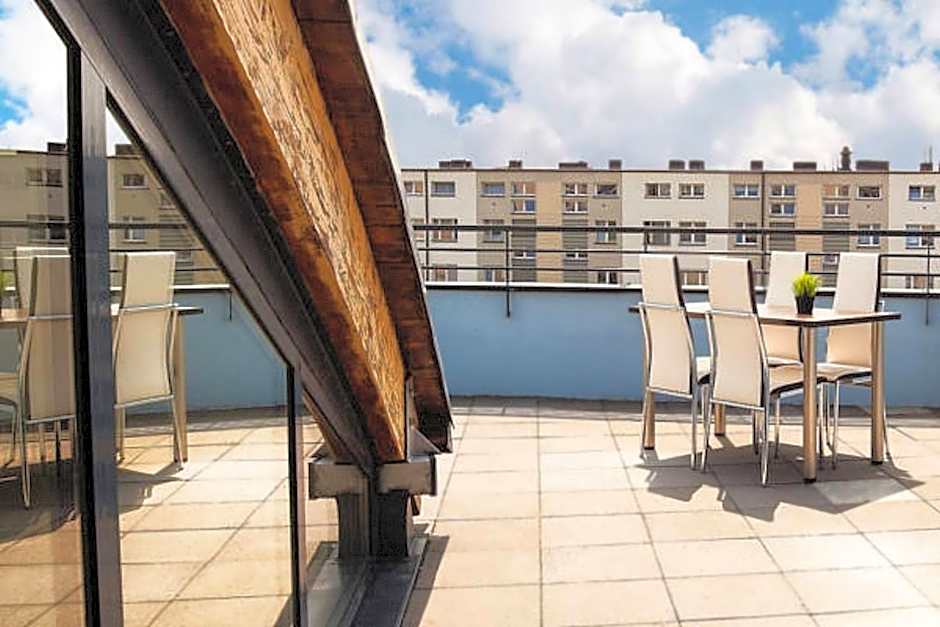 City Aparthotel