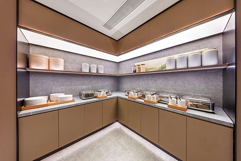 Hanting Hotel Harbin Railway Station