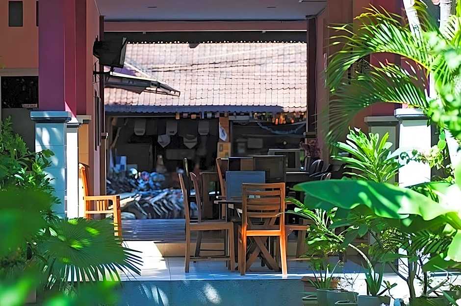 Pesona Beach Inn