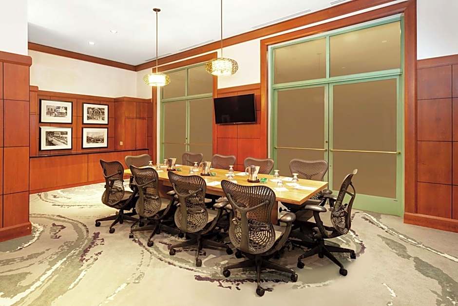 Hilton Garden Inn Evanston