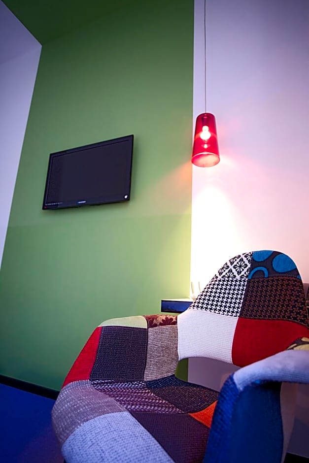 Hotel Cristall - Frankfurt City