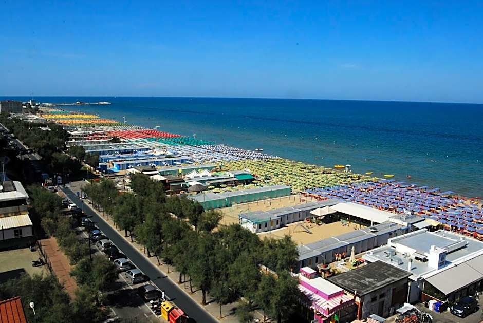 Hotel Caravelle