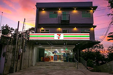 KAWASAN LODGE BADIAN