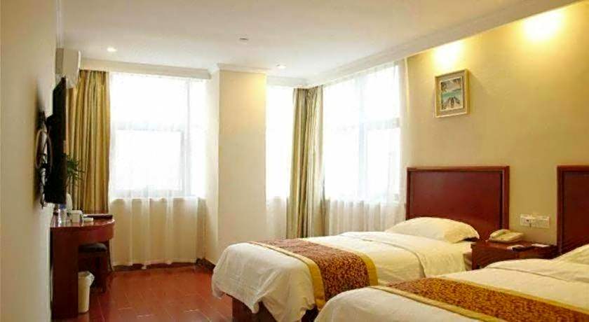 GreenTree Inn Zhenjiang Center Street No.1 Peoples Hospital Express Hotel