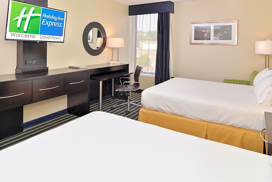 Holiday Inn Express Worcester, an IHG Hotel