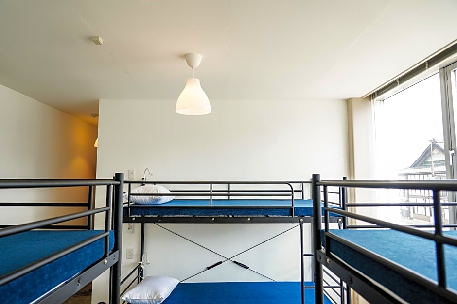 Arashima Hostel