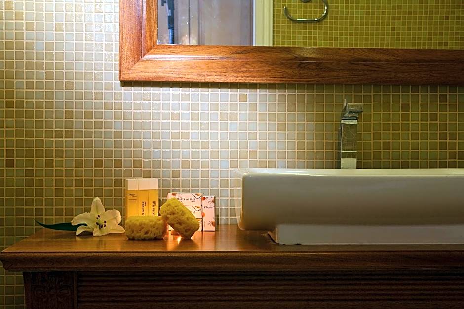 Tamarix Del Mar Suites