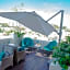 Square Small Luxury Hotel